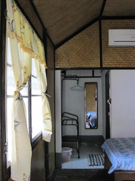 Pooltrap Village Bungalow パンガン島 部屋 写真